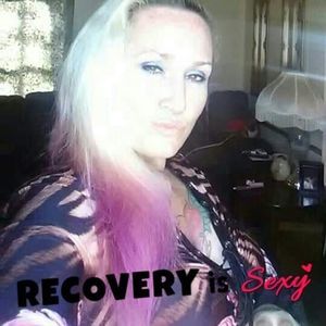 Meet your Posher, Elaine